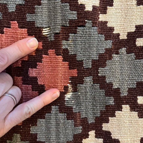 Vintage Kilim rug roughly 4 x 6 - Picture 2 of 9